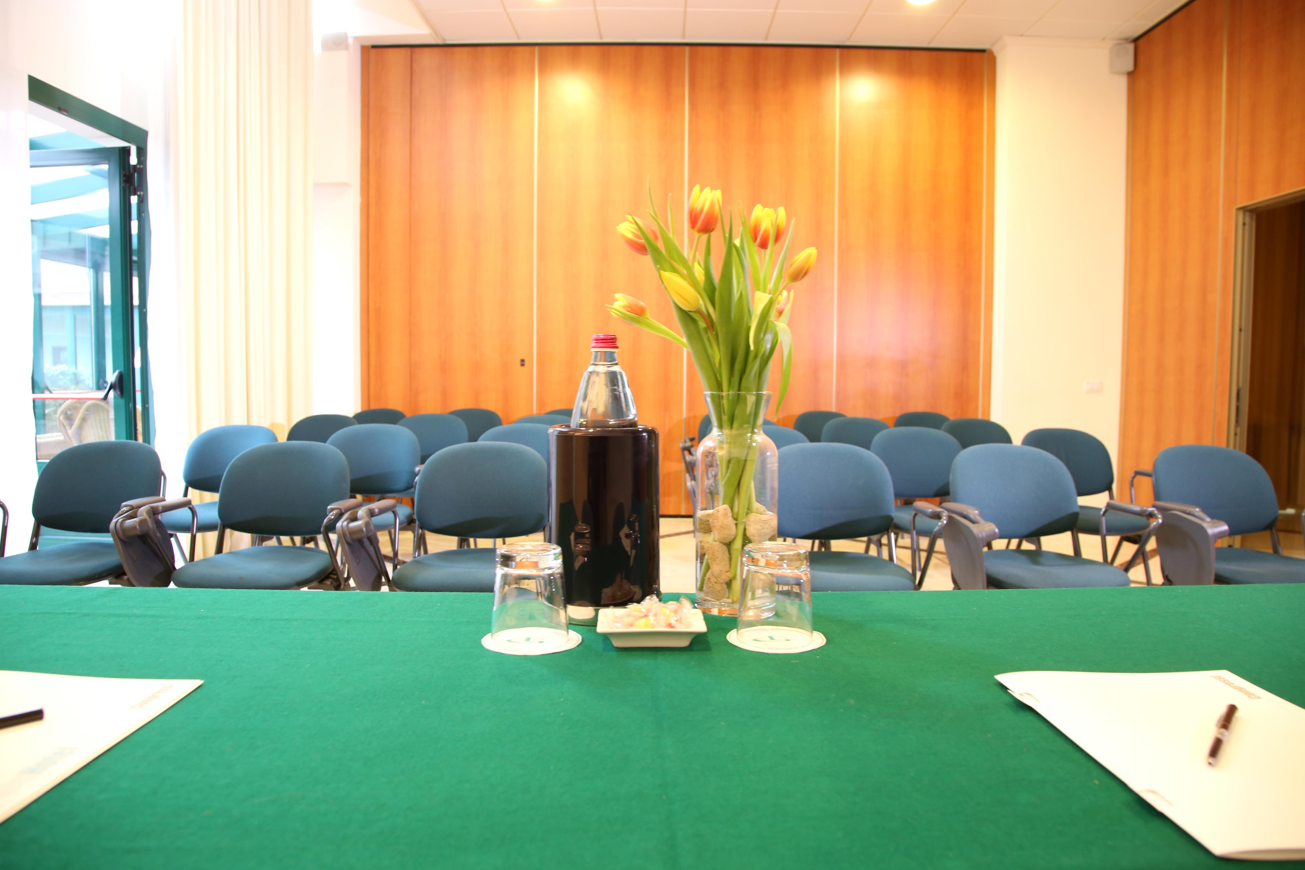 Phi Hotel Emilia Ozzano dell'Emilia Bagian luar foto