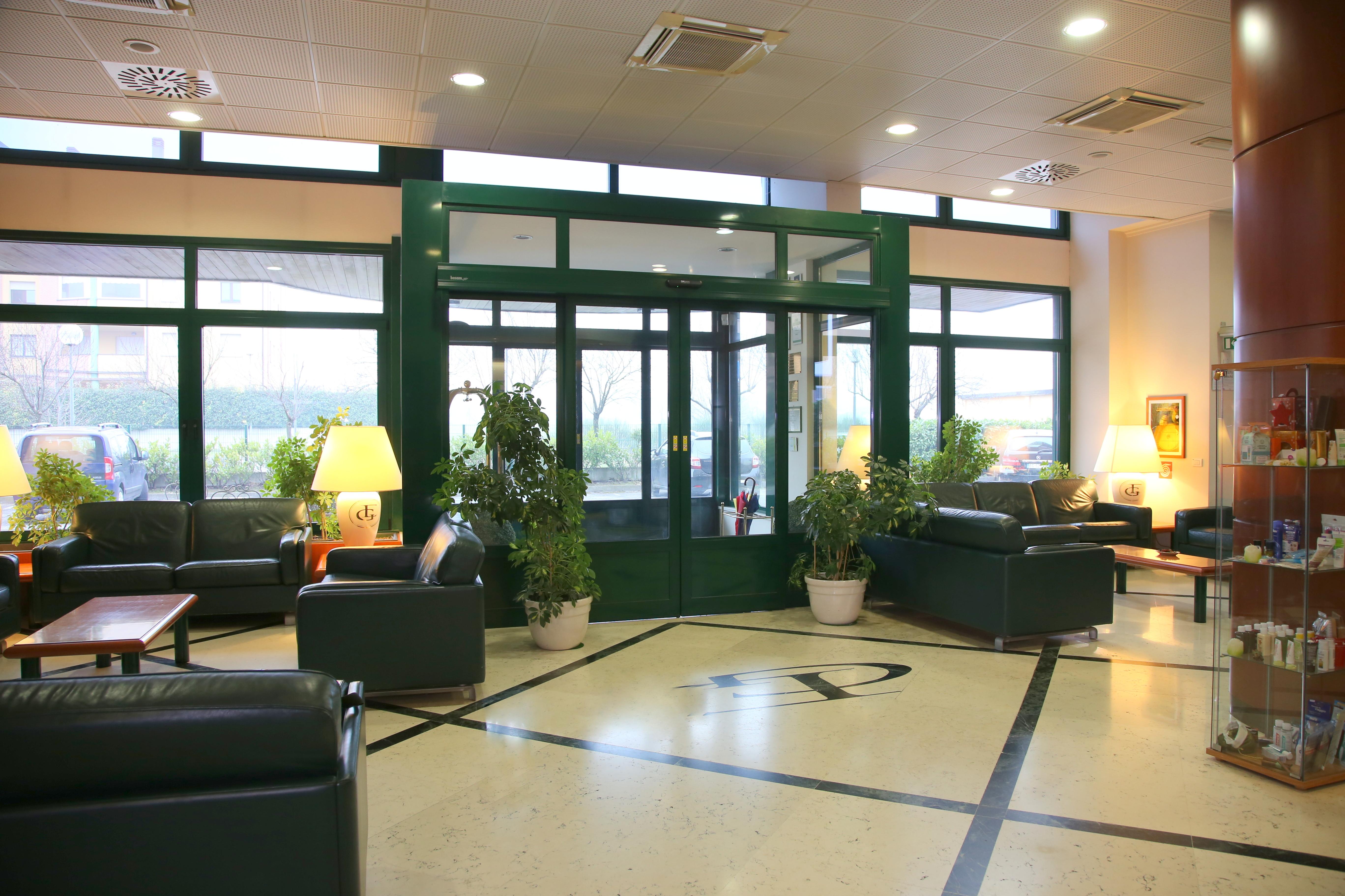 Phi Hotel Emilia Ozzano dell'Emilia Bagian luar foto