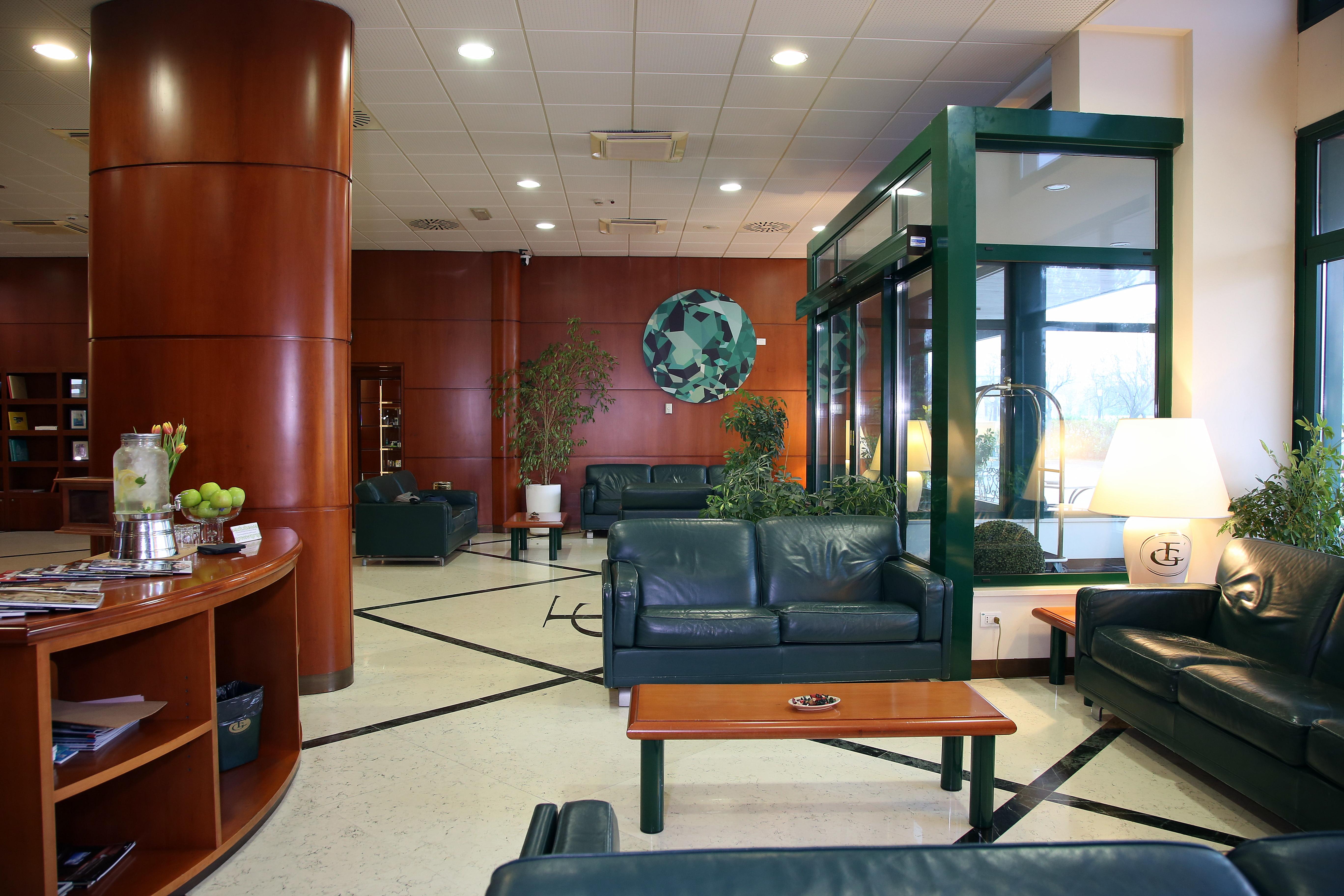 Phi Hotel Emilia Ozzano dell'Emilia Bagian luar foto