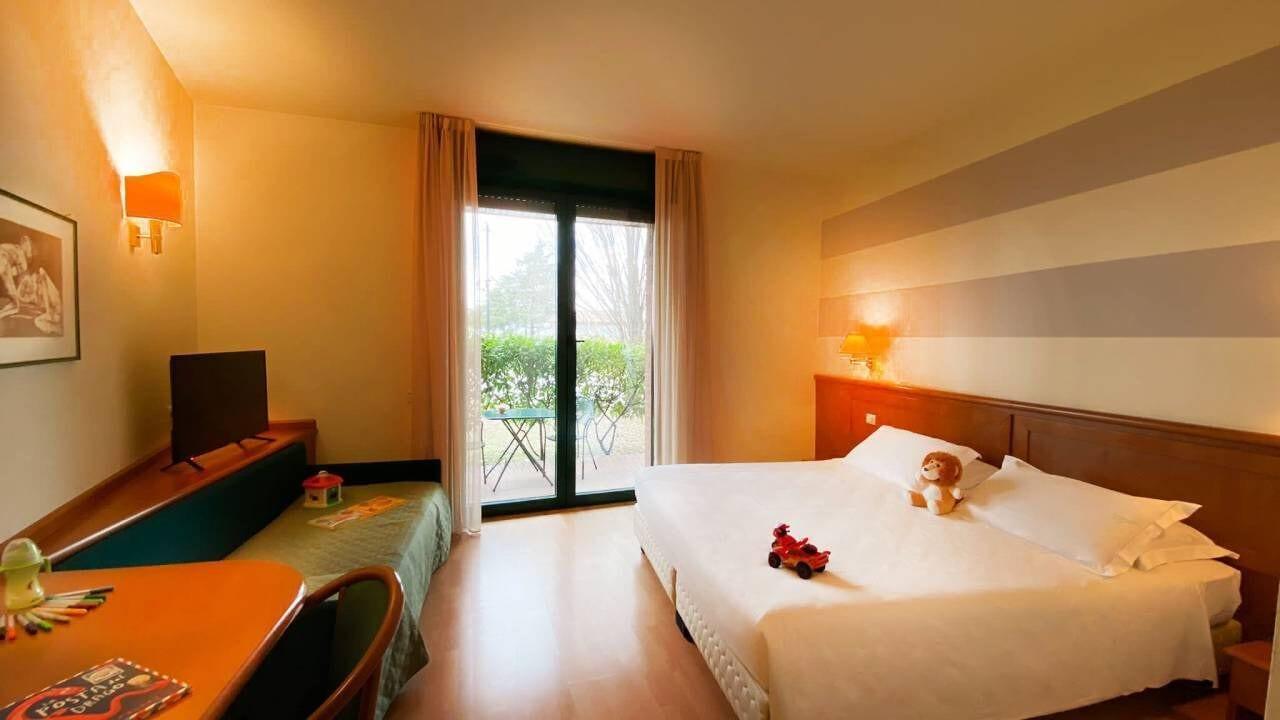 Phi Hotel Emilia Ozzano dell'Emilia Bagian luar foto