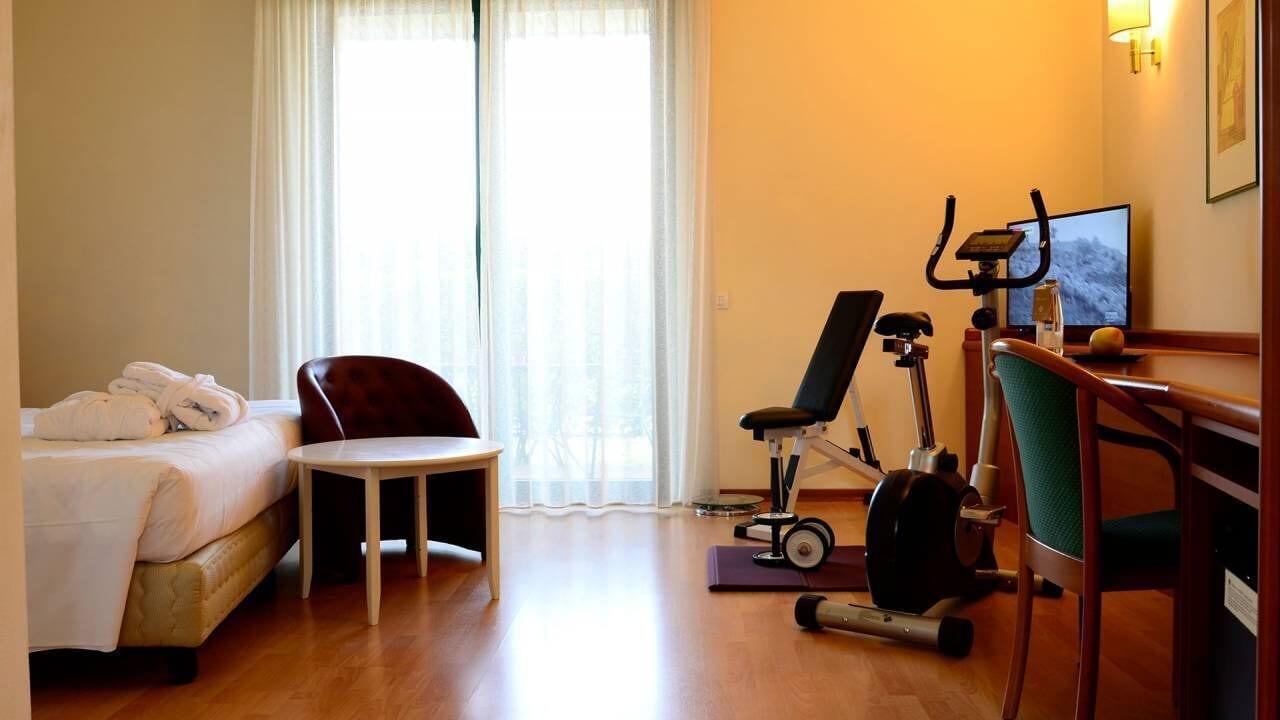 Phi Hotel Emilia Ozzano dell'Emilia Bagian luar foto