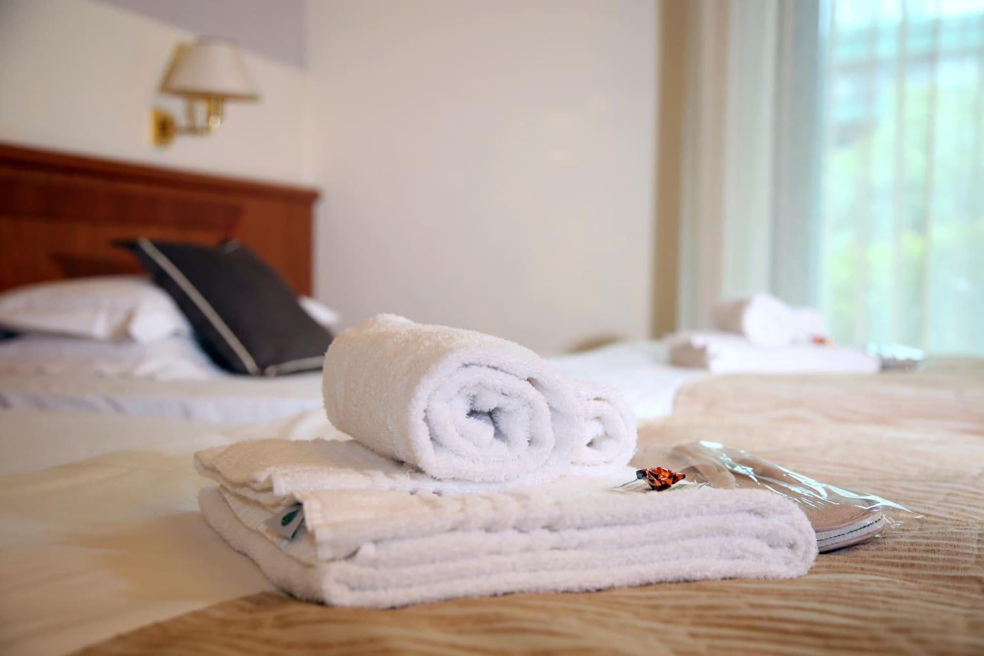 Phi Hotel Emilia Ozzano dell'Emilia Bagian luar foto
